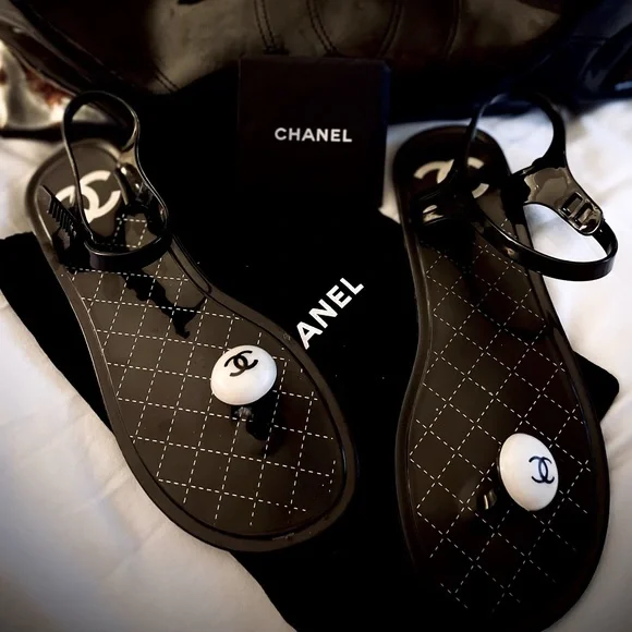 【SALE】CHANEL サンダル 楽天市場】【最大4万円割引クーポン 9/12~】【名古屋】【CHANEL